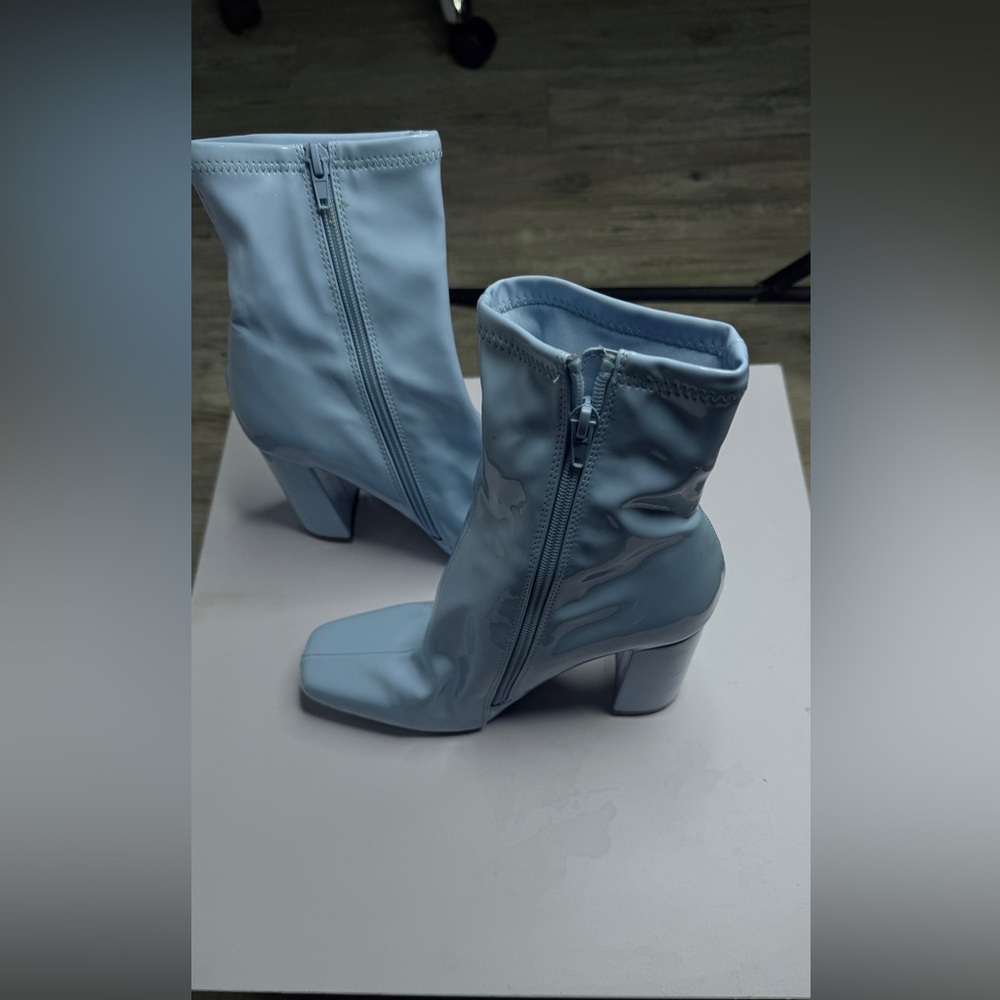 Steve Madden Lynden Boots